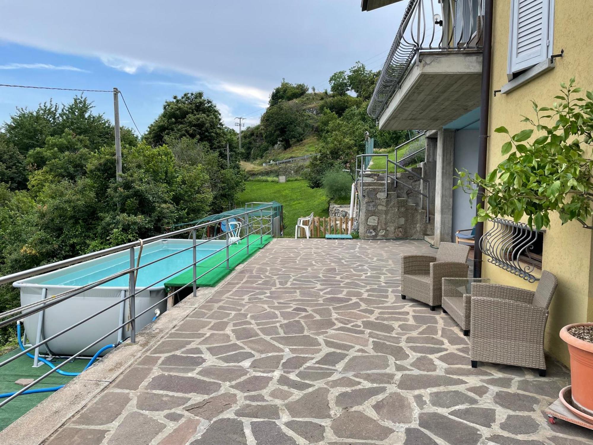 B&B Bunela Costa Volpino ภายนอก รูปภาพ